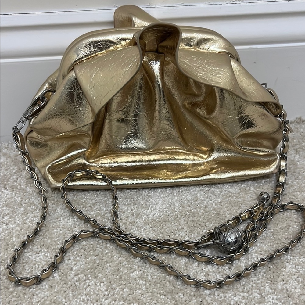 Gold Chain Shoulder Bag
